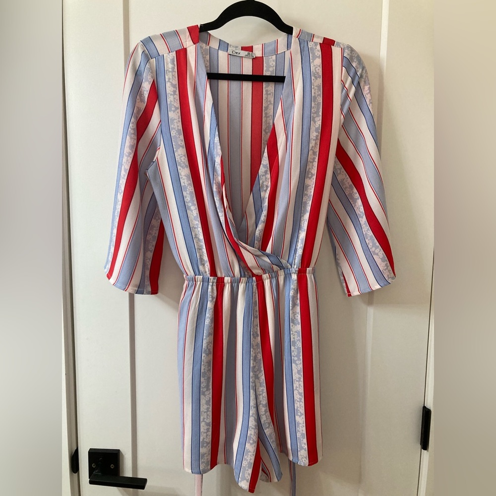 4/$30 Dex Striped Romper Sz M